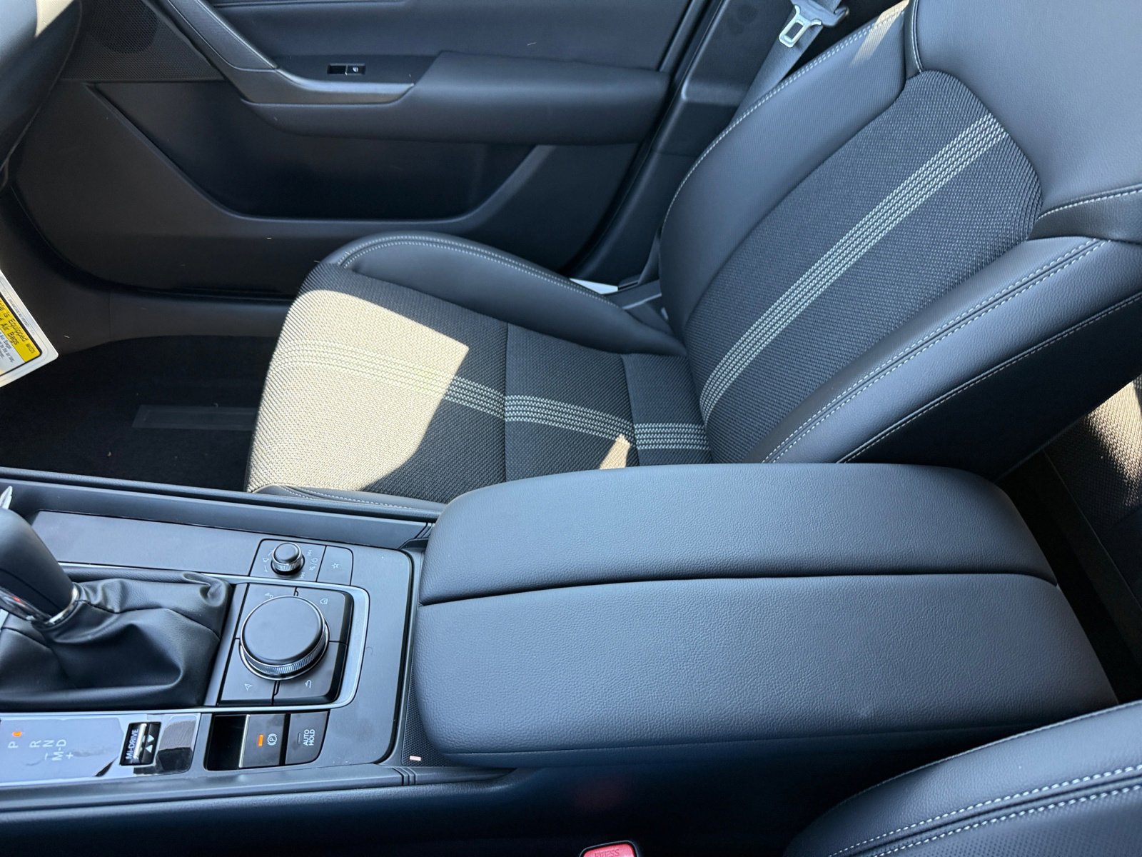 2025 Mazda CX-50 2.5 S Preferred photo 14