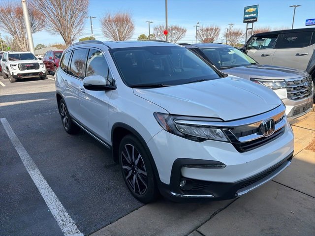 2022 Honda Pilot Elite's photo