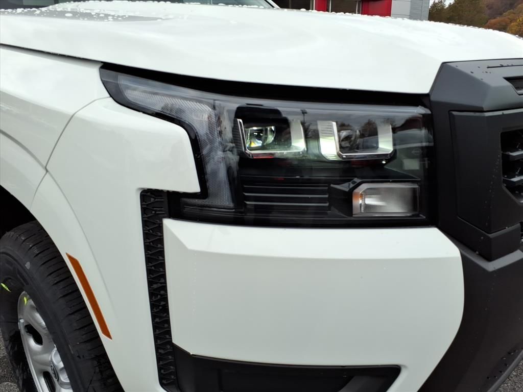 2026 Nissan Frontier S photo 2