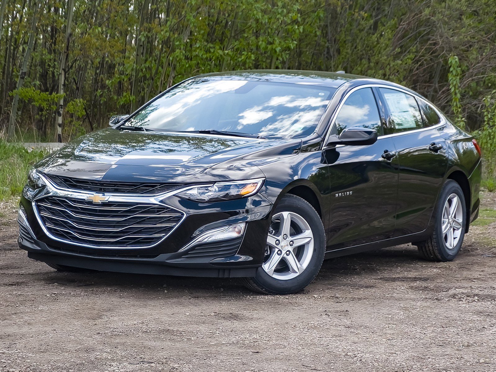 New 2024 Chevrolet Malibu LS REMOTE START SIDE BLIND ZONE ALERT 4dr Car