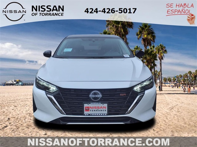 2025 Nissan Sentra SR photo 2