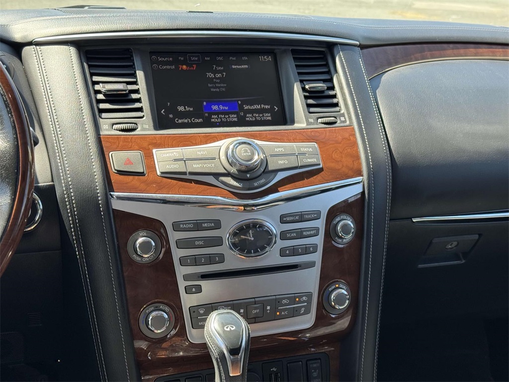 2019 Infiniti QX80 Luxe photo 18
