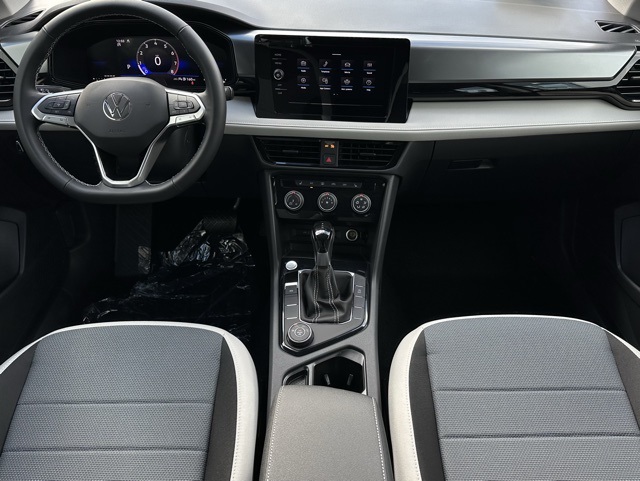 2025 Volkswagen Taos S photo 5