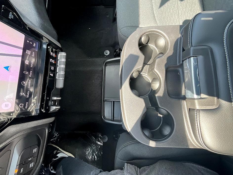 2025 Ram 2500 Tradesman photo 27