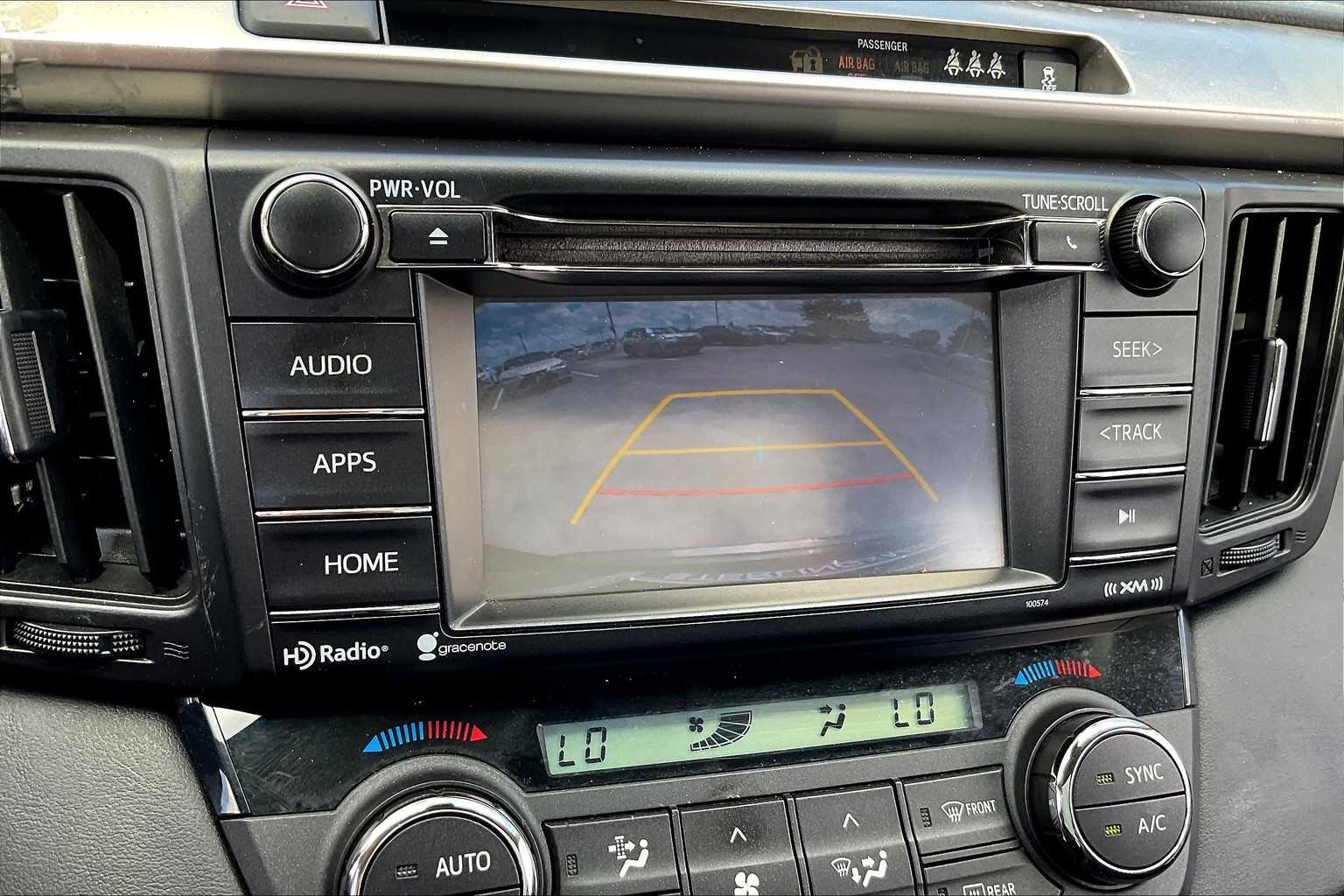 2017 Toyota RAV4 XLE photo 25