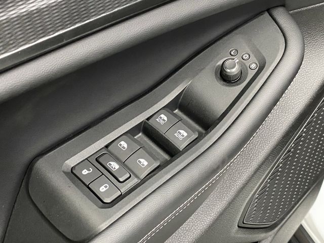 2025 Jeep Grand Cherokee Altitude photo 29