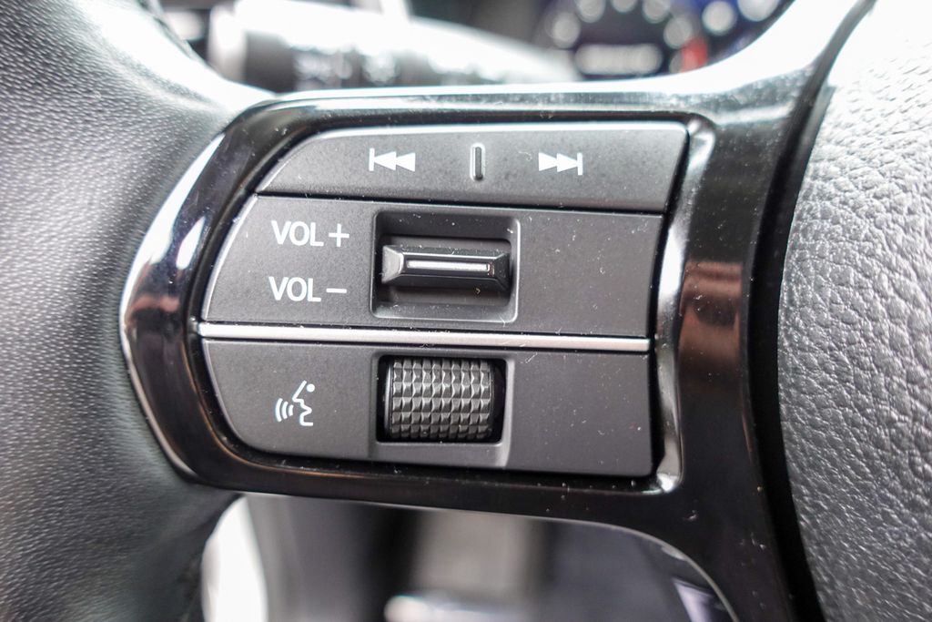 2023 Honda Pilot Elite photo 13
