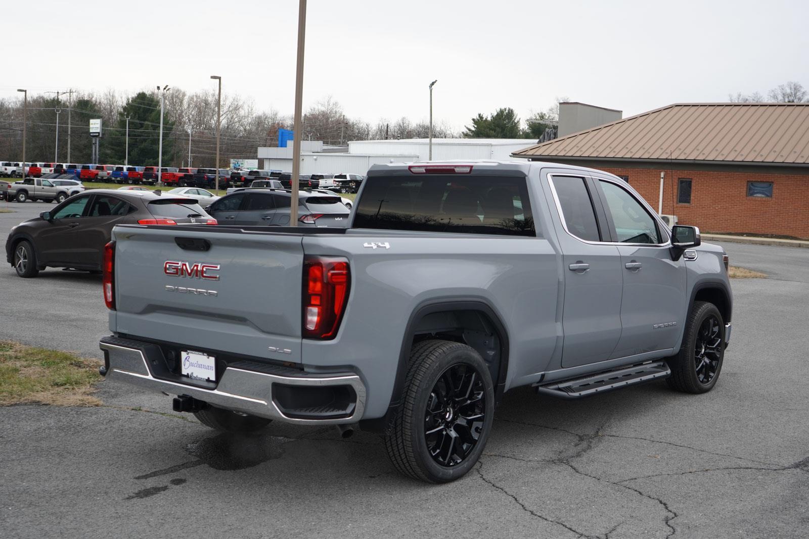 2025 Gmc Sierra 1500 SLE photo 3