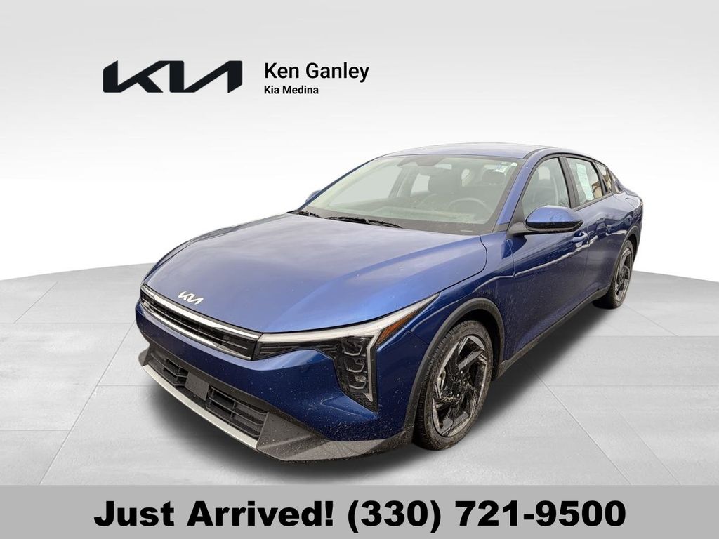 2025 Kia K4 EX's photo