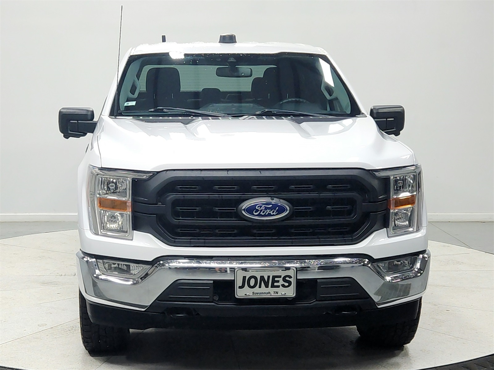 2022 Ford F-150 XL photo 2