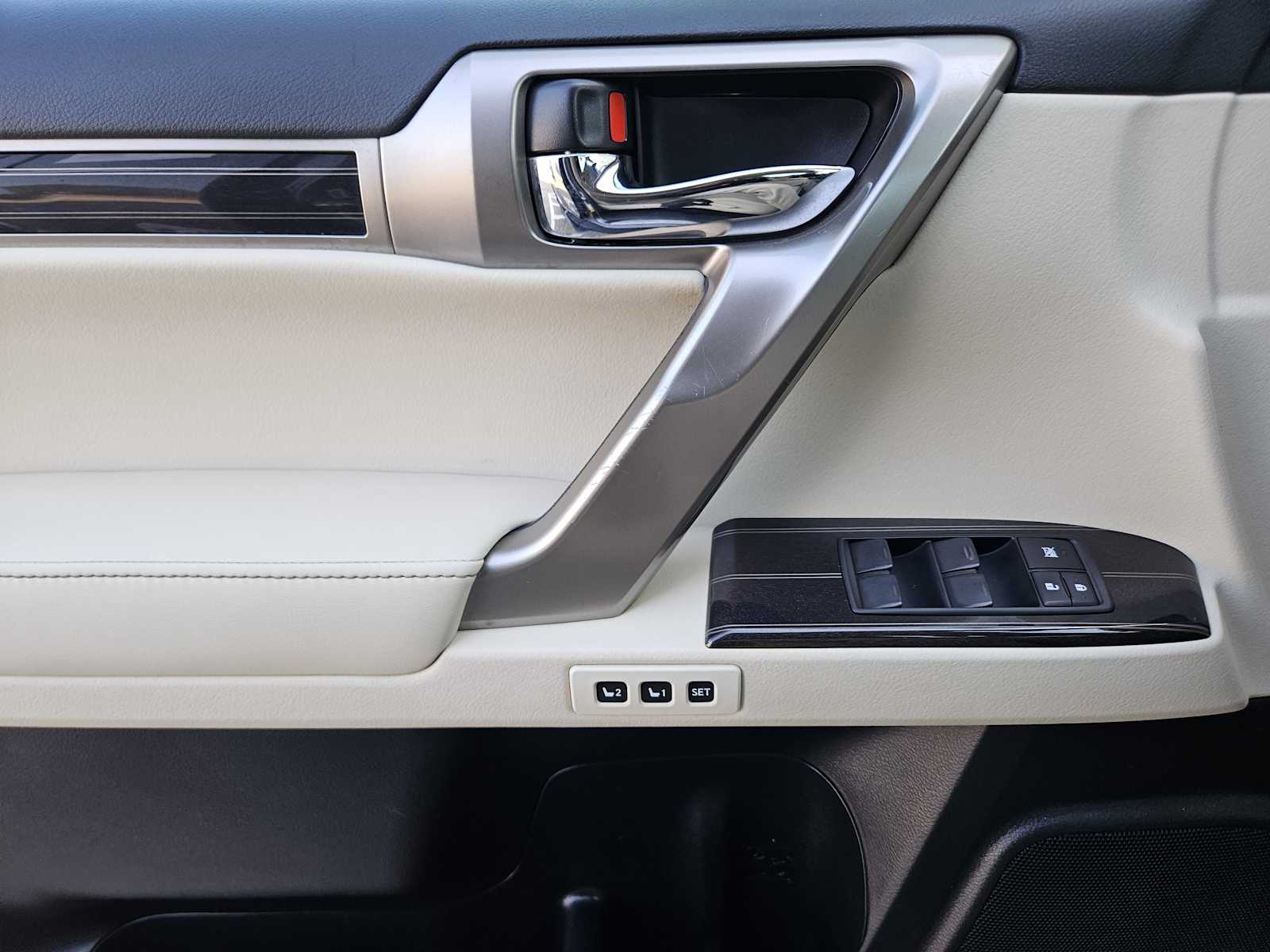 2021 Lexus GX 460 Premium photo 17