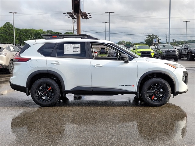 2026 Nissan Rogue SV photo 2