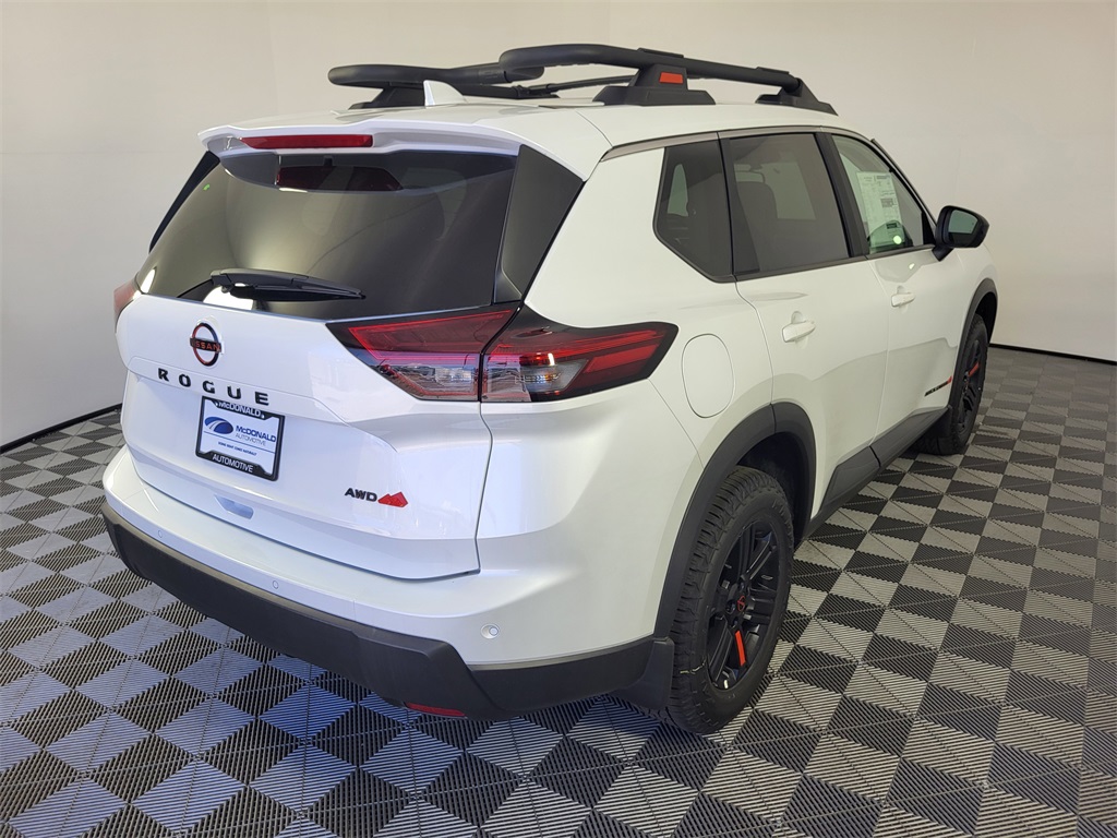 2025 Nissan Rogue SV photo 7