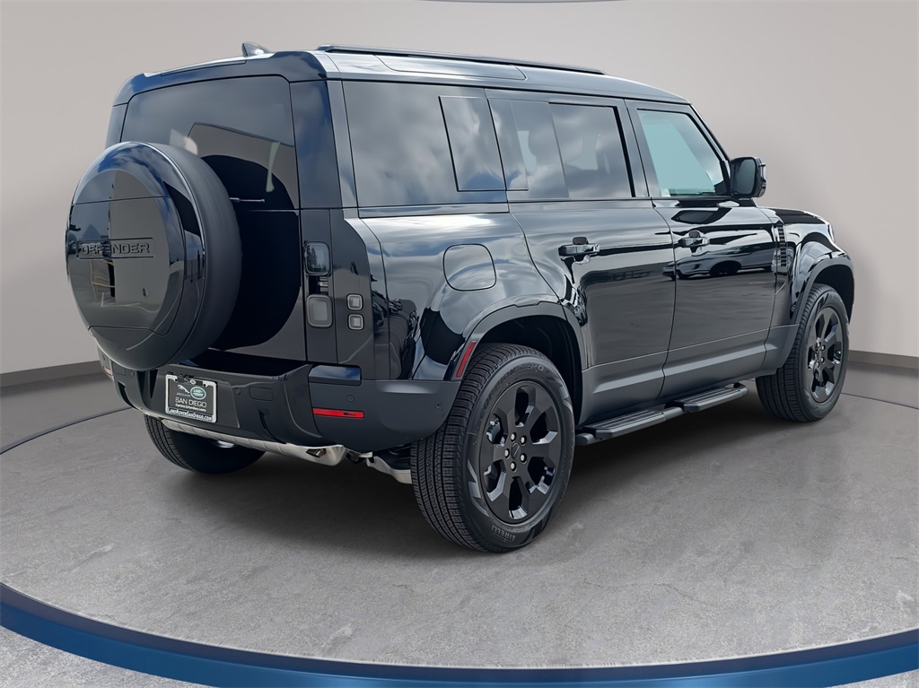 2026 Land Rover Defender 110 S photo 4