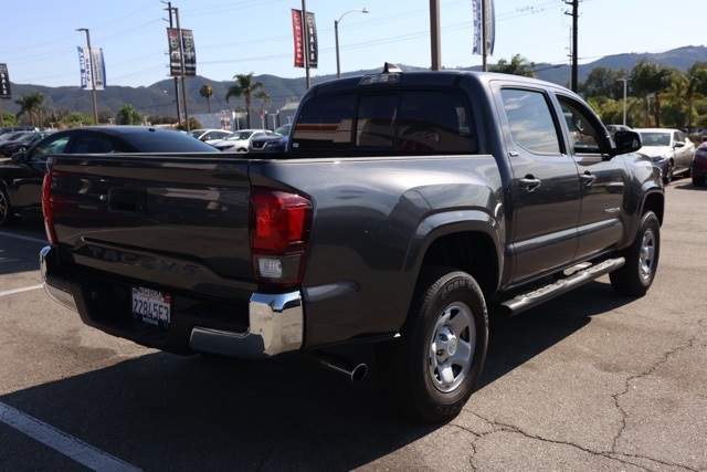 2021 Toyota Tacoma SR5 photo 3