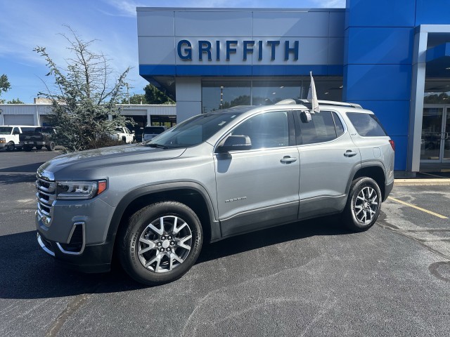 2023 GMC Acadia SLT