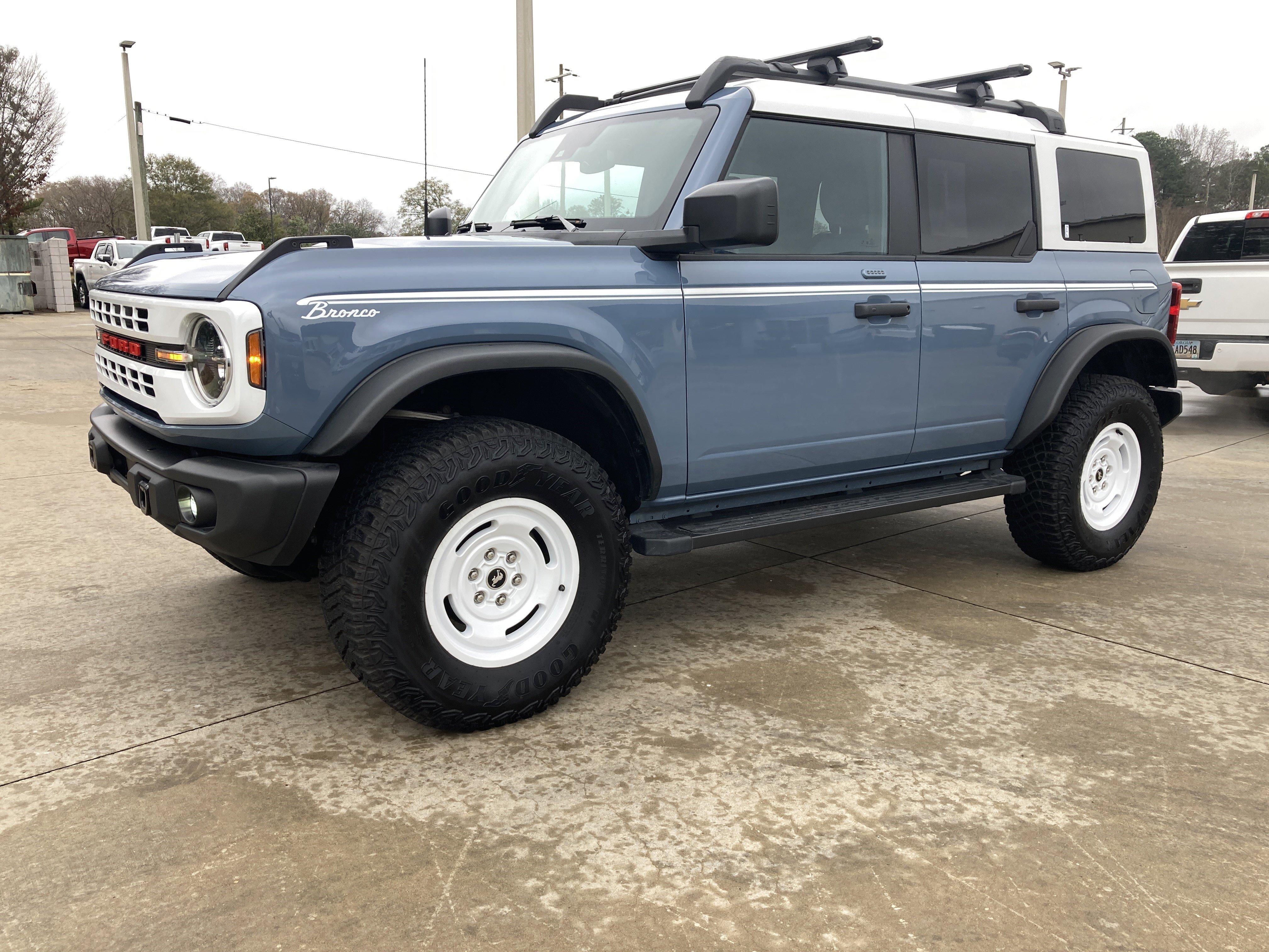 2023 Ford Bronco 4-Door Heritage Editon's photo
