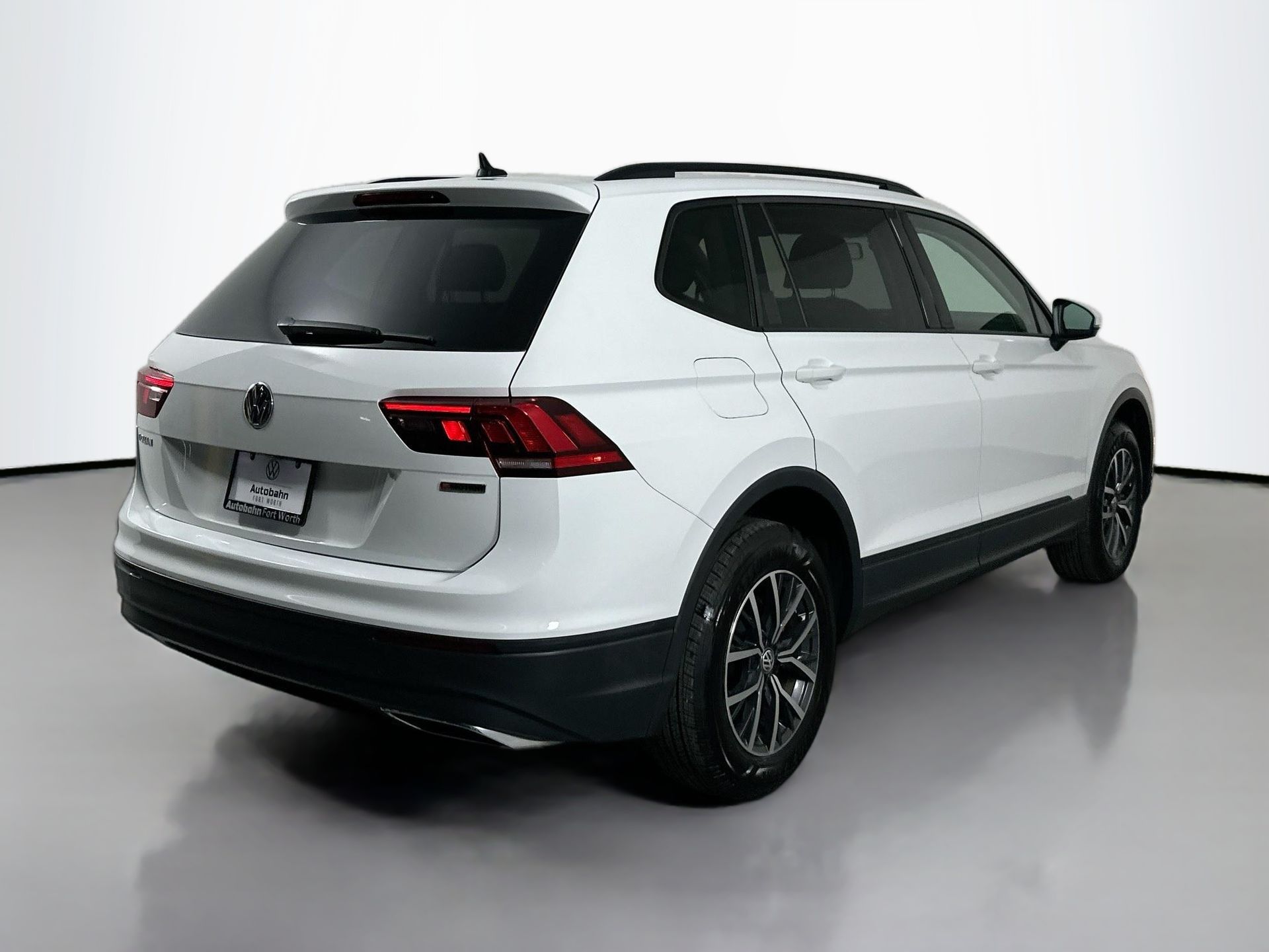 2021 Volkswagen Tiguan S photo 4