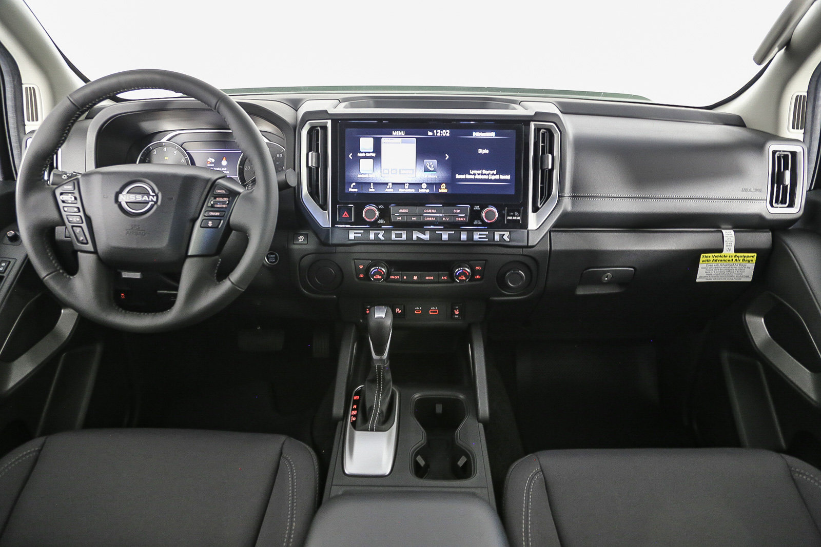 2025 Nissan Frontier SV photo 14