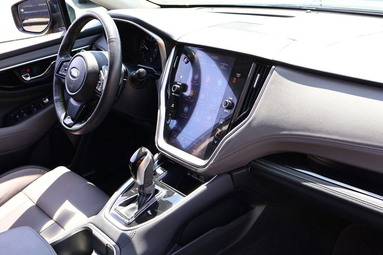 2024 Subaru Outback Onyx Edition photo 7
