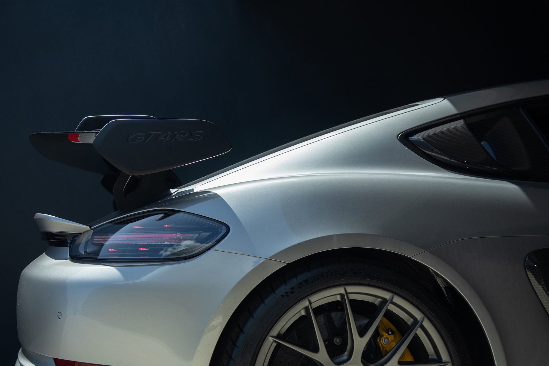 2025 Porsche Cayman GT4 RS photo 14