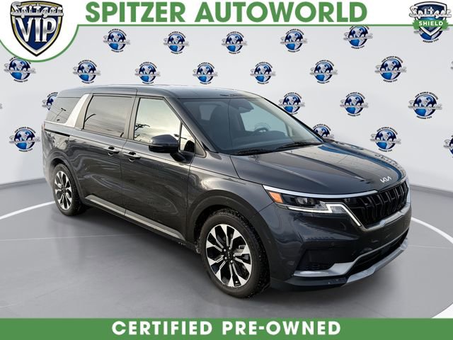 2023 Kia Carnival EX's photo