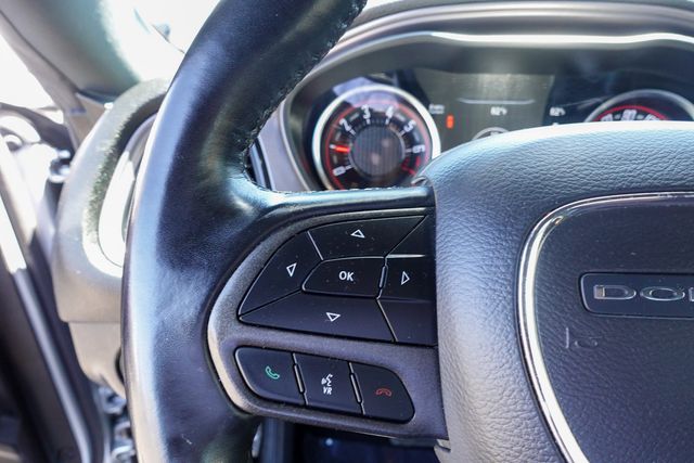 2023 Dodge Challenger SXT photo 17