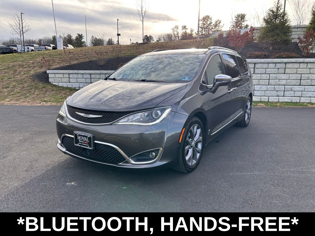 2020 Chrysler Pacifica 35th Anniversary Limited photo 3