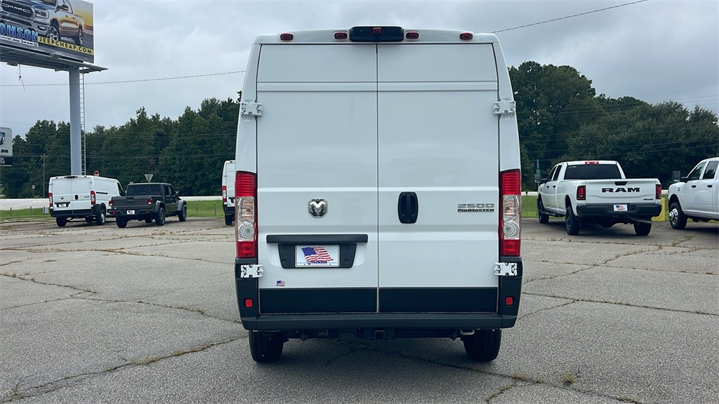 2025 Ram ProMaster 2500 photo 5