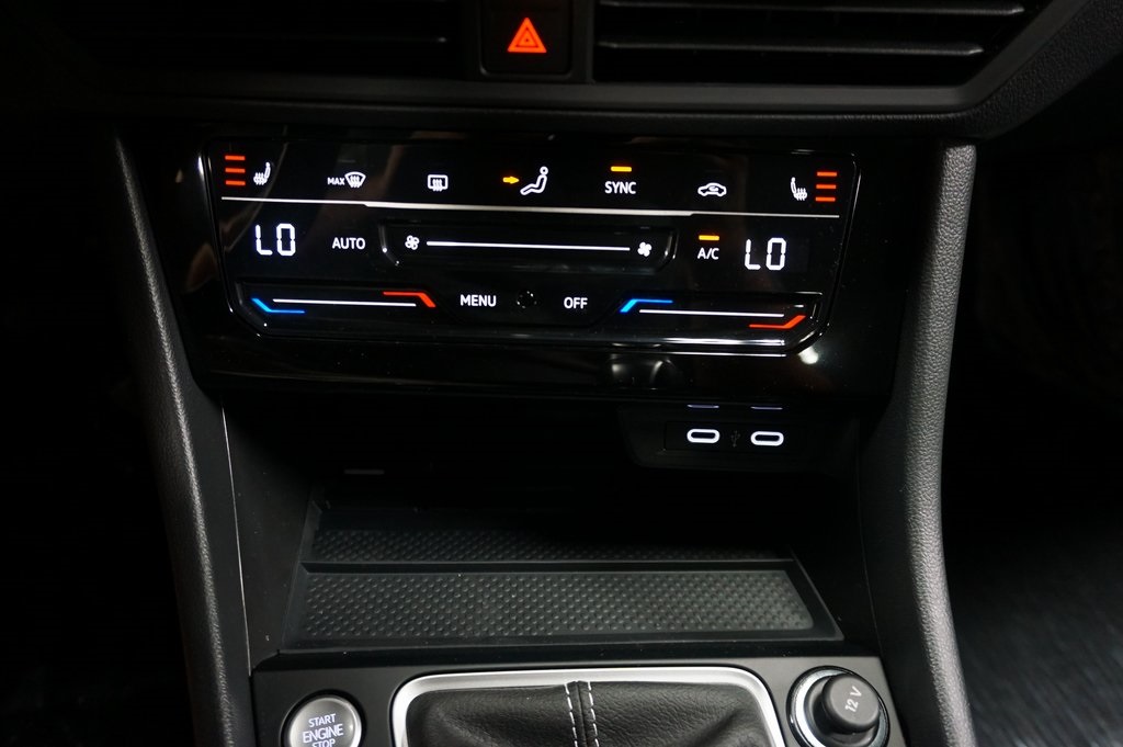 2025 Volkswagen Jetta 1.5T SE photo 15