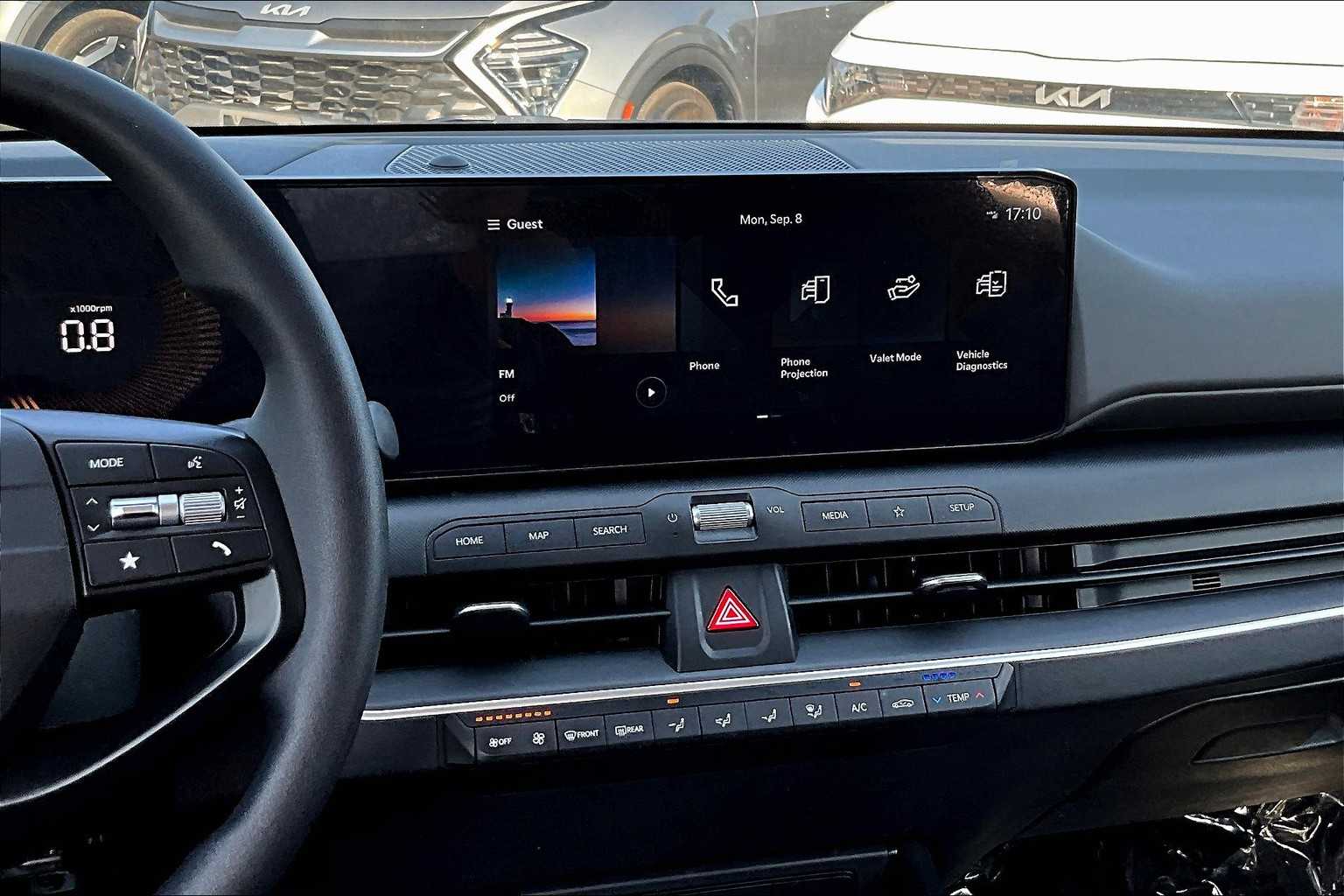 2025 Kia K4 LXS photo 6