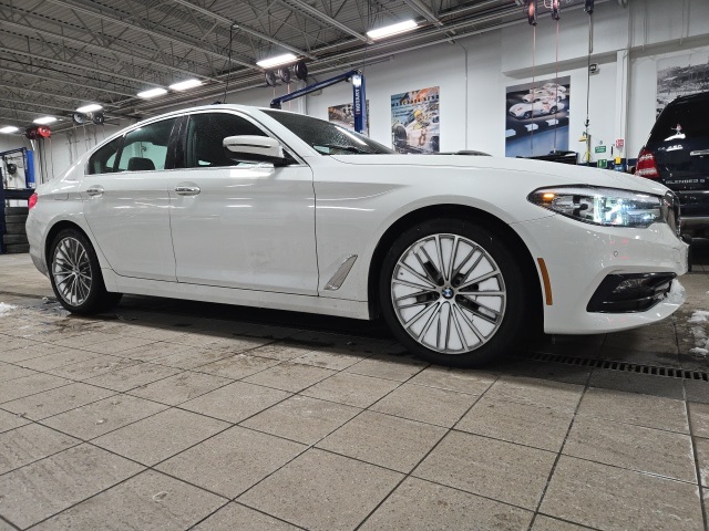 2018 BMW 5 Series 530i