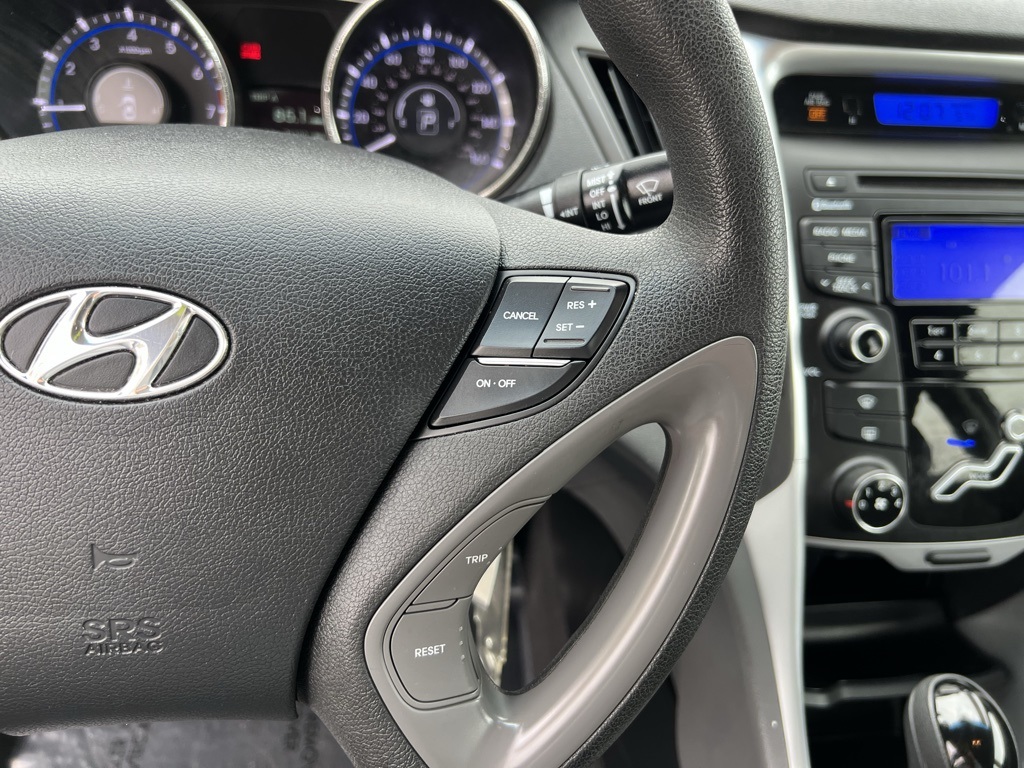 2013 Hyundai Sonata GLS photo 13