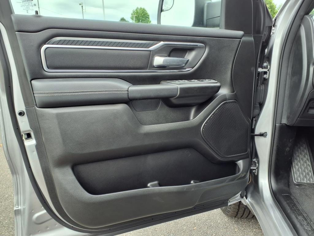 2025 Ram 1500 Big Horn photo 4