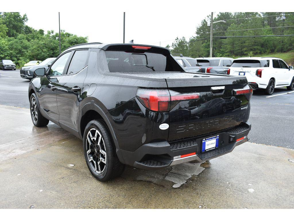 2025 Hyundai Santa Cruz Limited photo 3