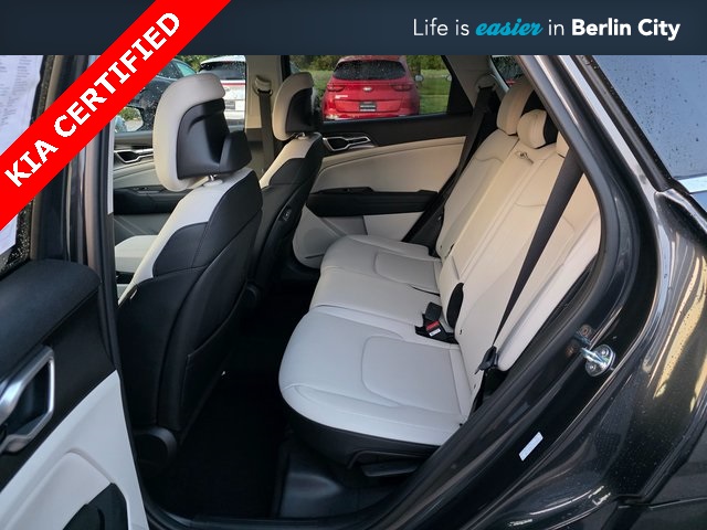 2025 Kia Sportage EX photo 12