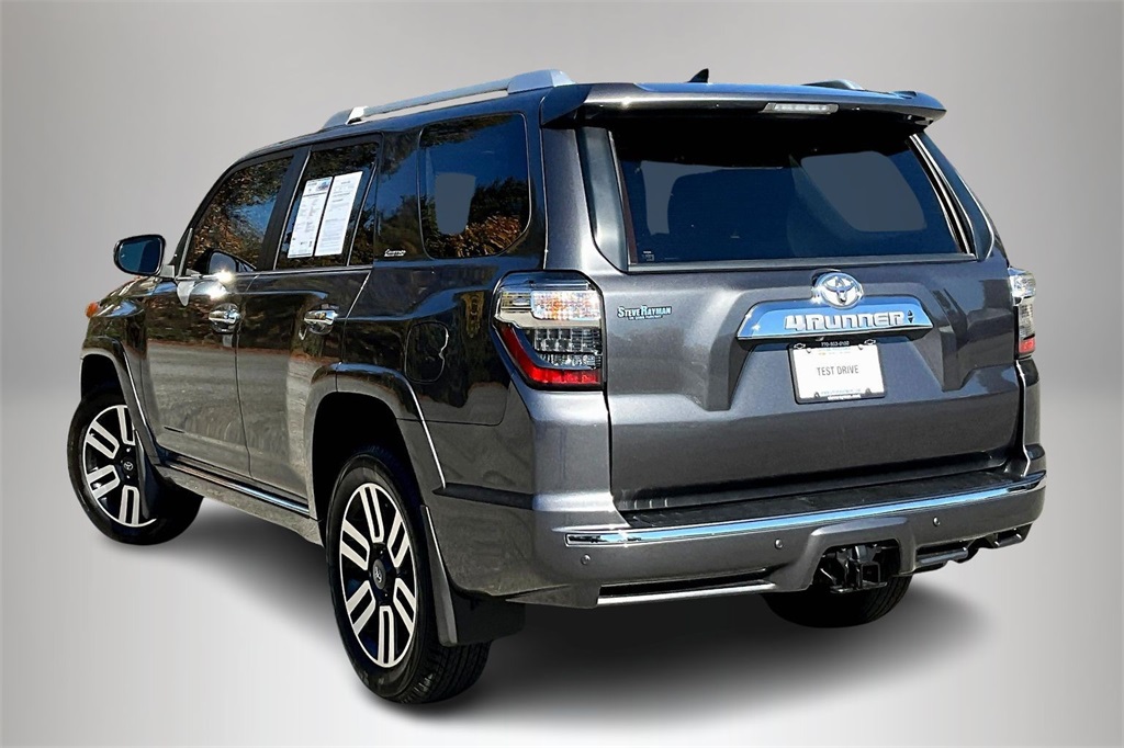 2022 Toyota 4Runner Limited photo 4