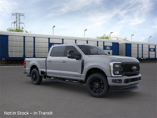 2025 Ford F-350 Lariat photo 6