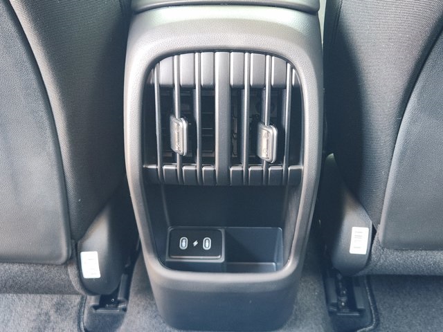 2026 Hyundai Kona SEL photo 13