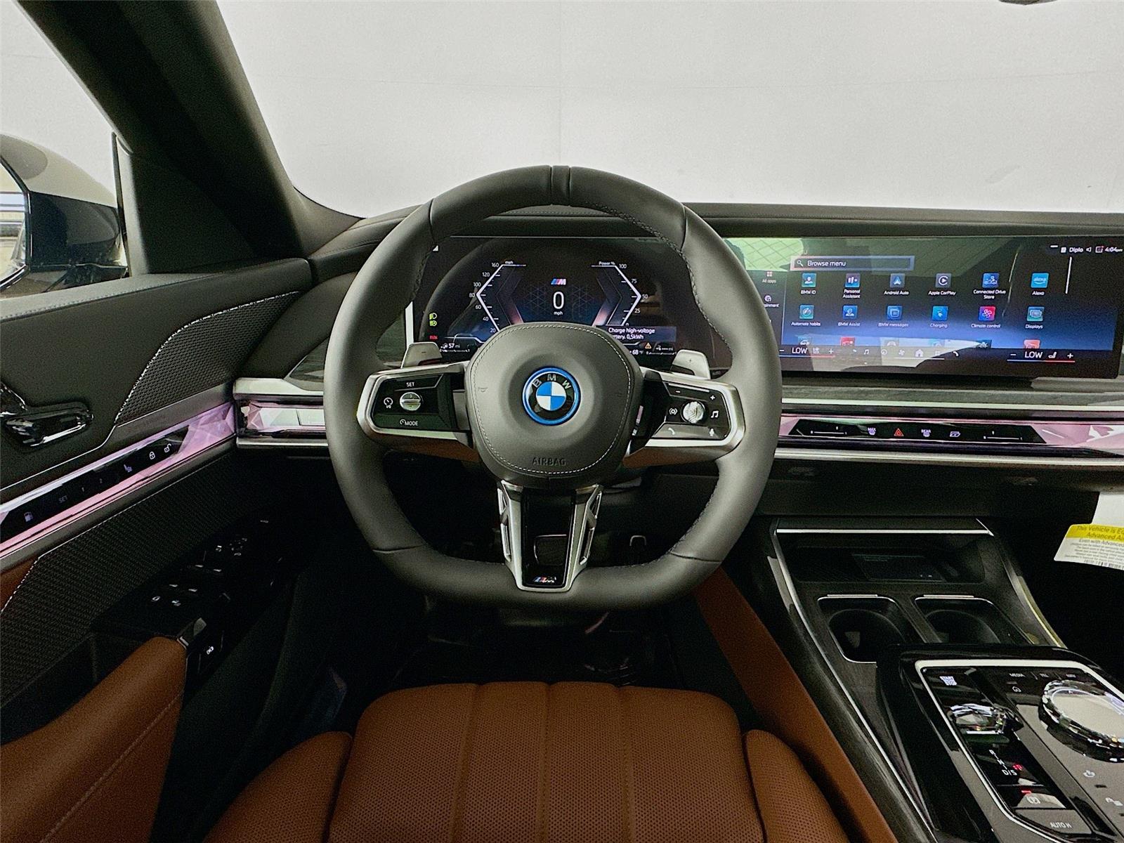 2026 Bmw 750e photo 11