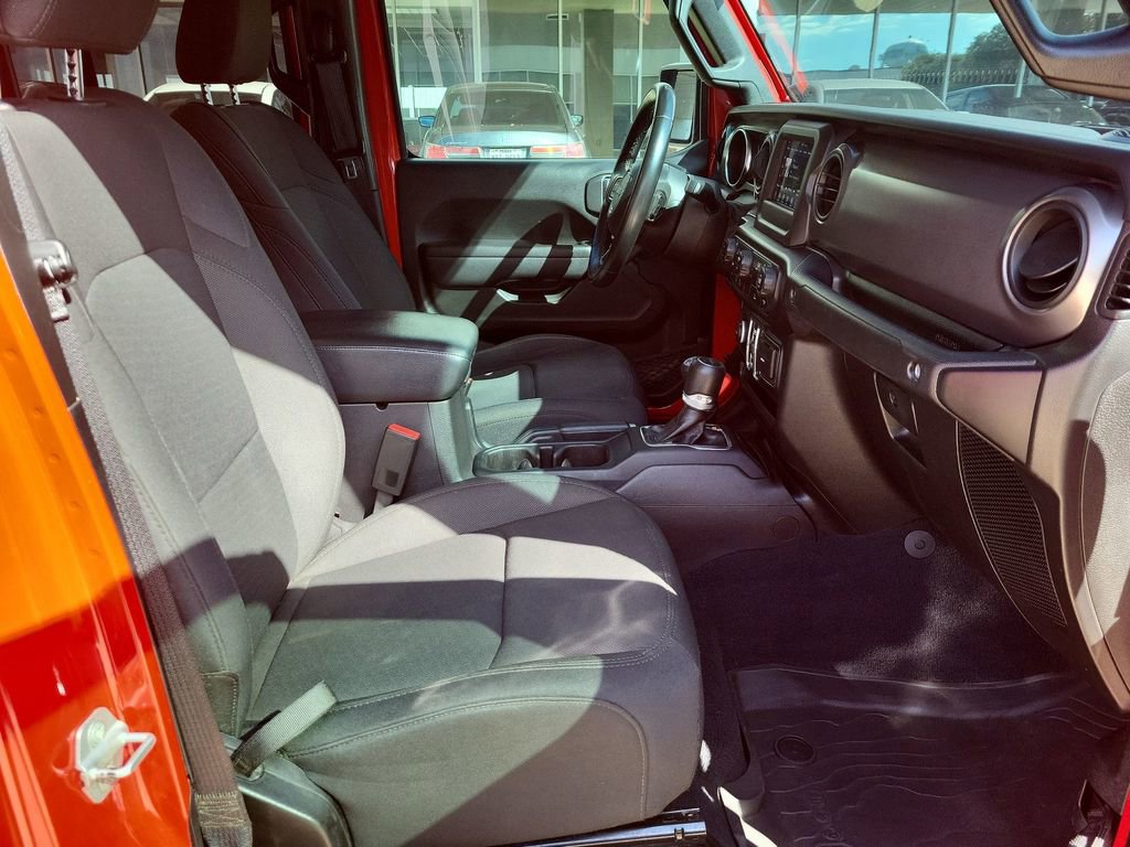 2022 Jeep Gladiator Willys photo 24