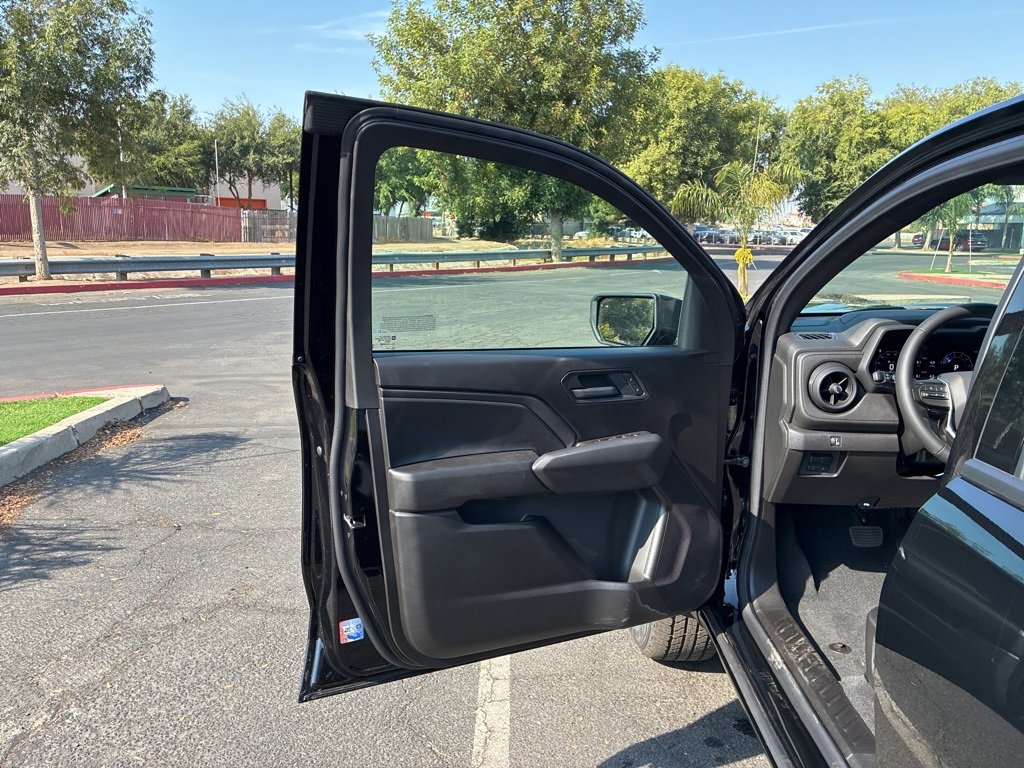 2026 Chevrolet Colorado Work Truck photo 12