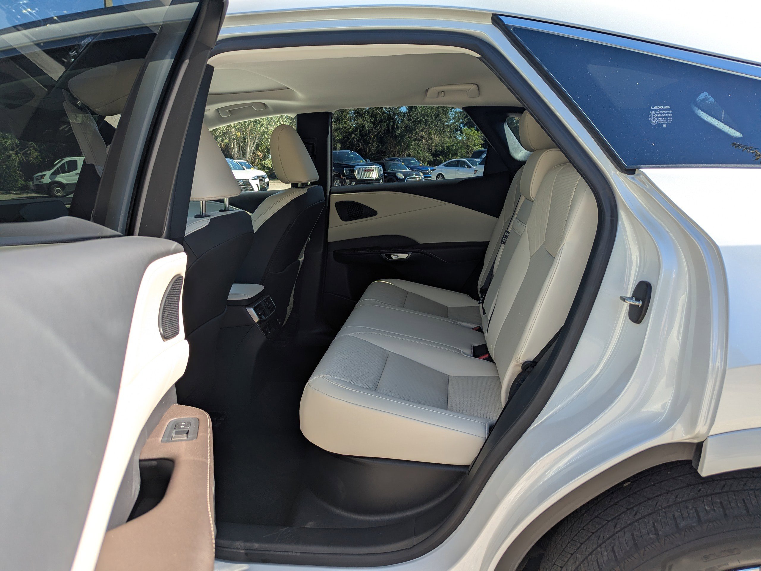 2023 Lexus RX 350 Premium photo 19