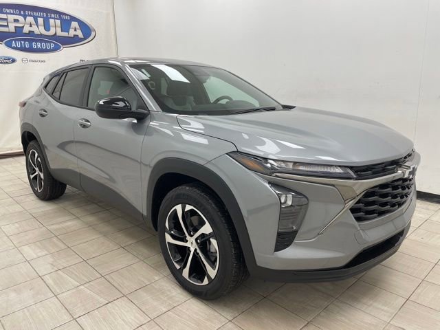 2026 Chevrolet Trax RS's photo