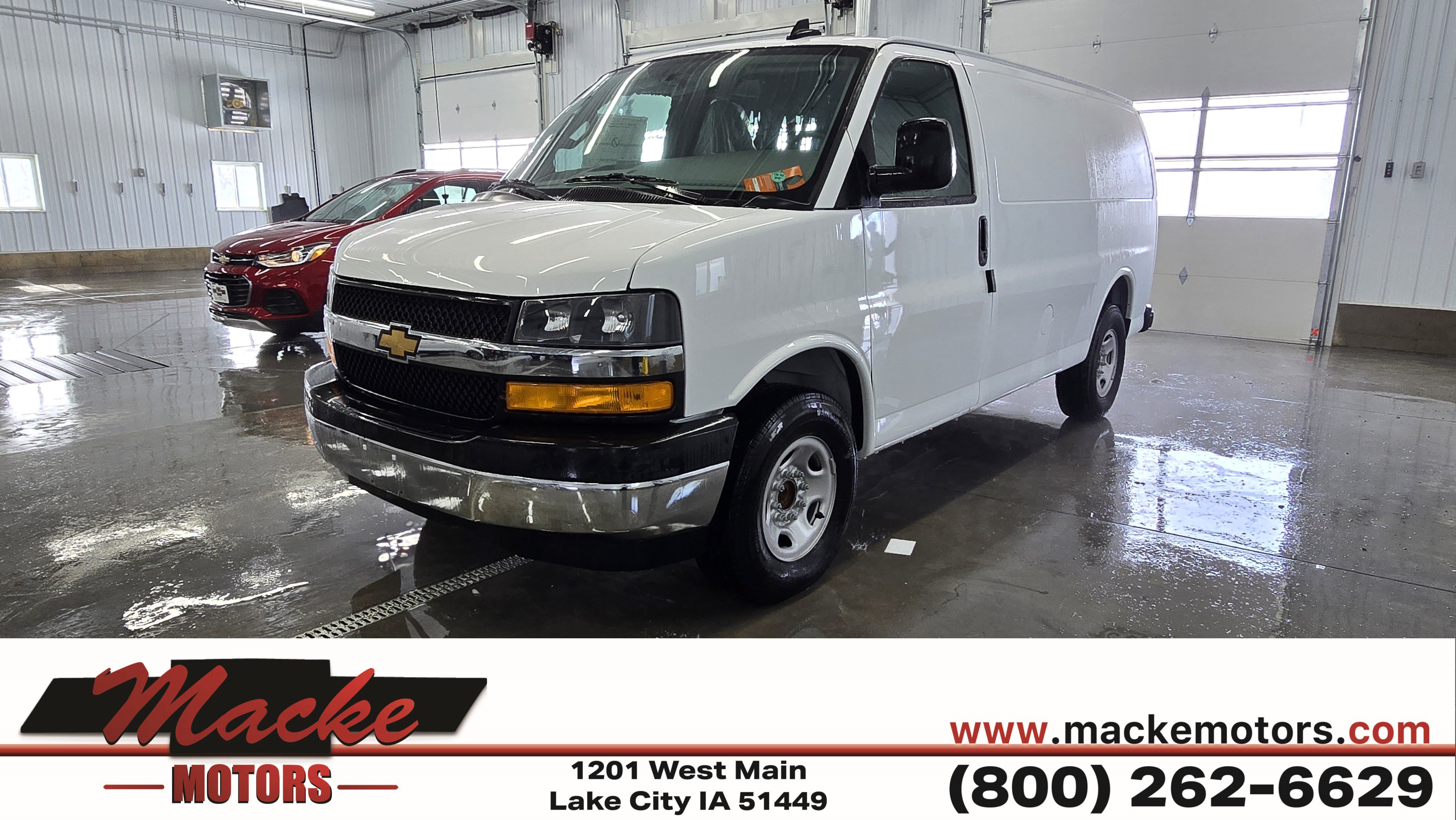 2024 Chevrolet Express Cargo Work Van's photo