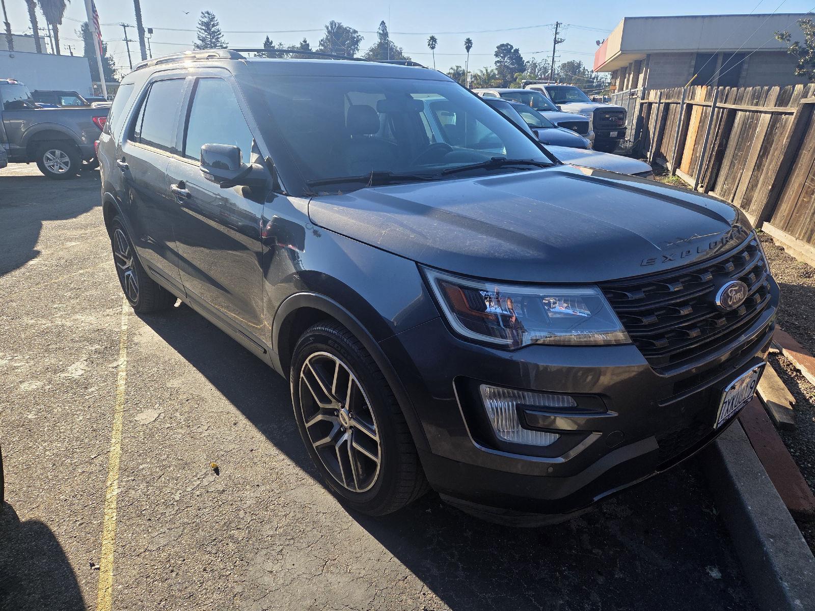 2017 Ford Explorer Sport's photo
