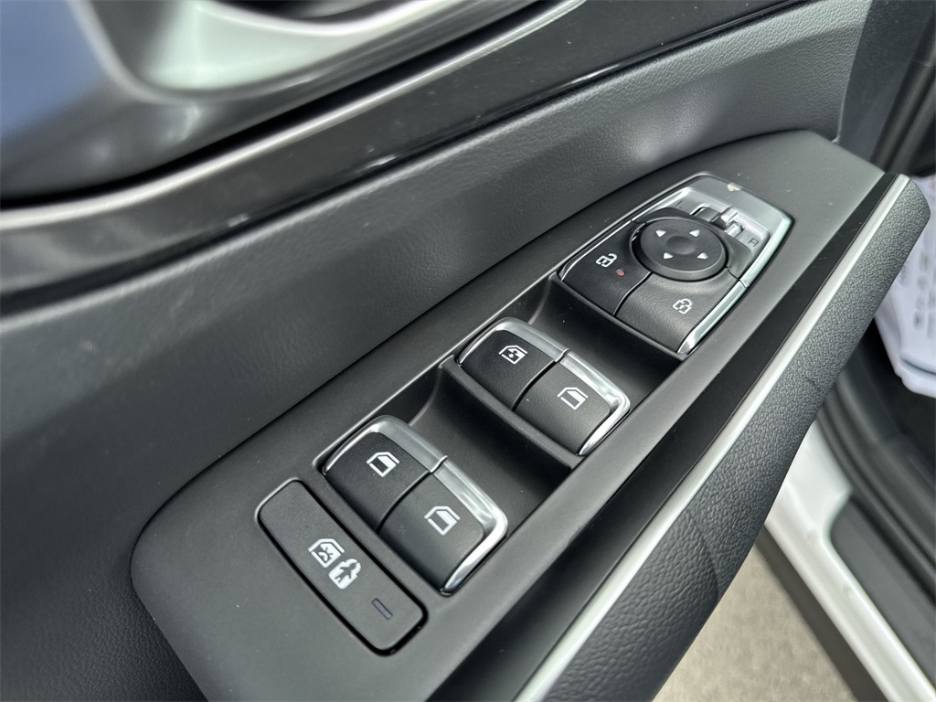 2025 Kia Sorento LX photo 17