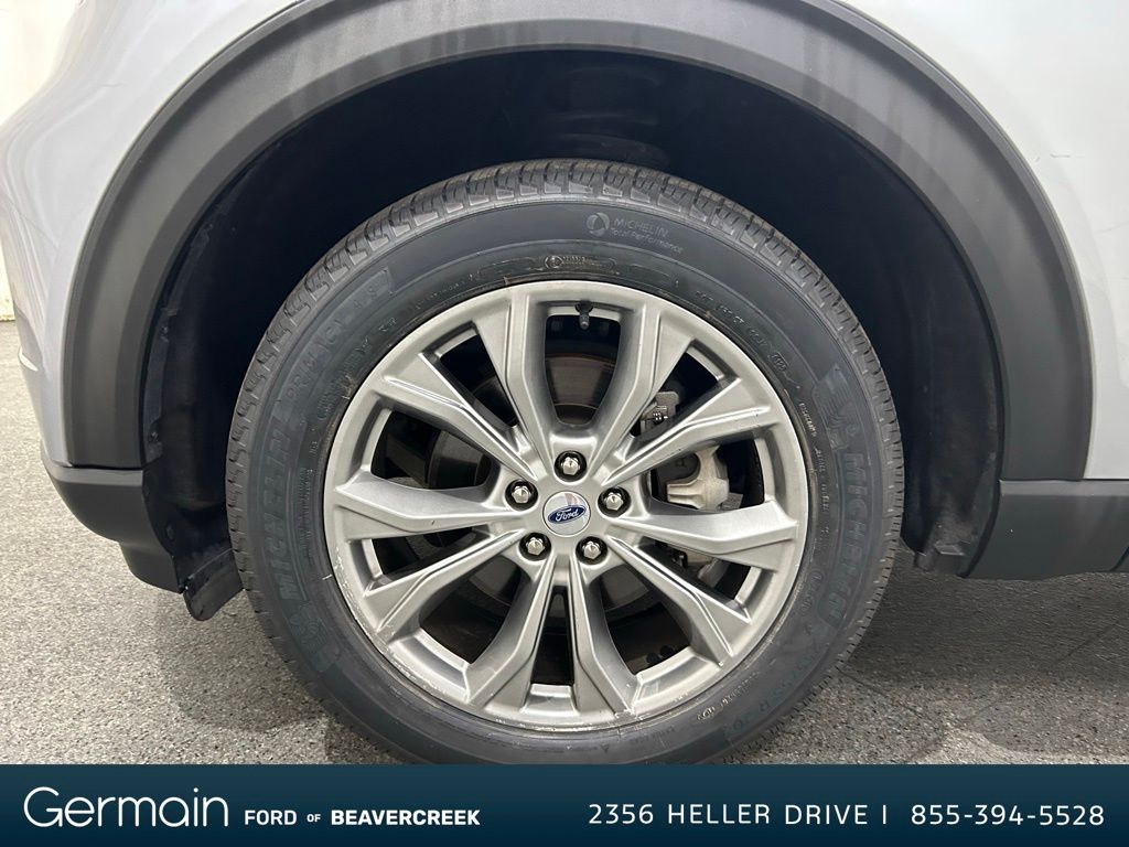 2023 Ford Explorer Limited photo 7
