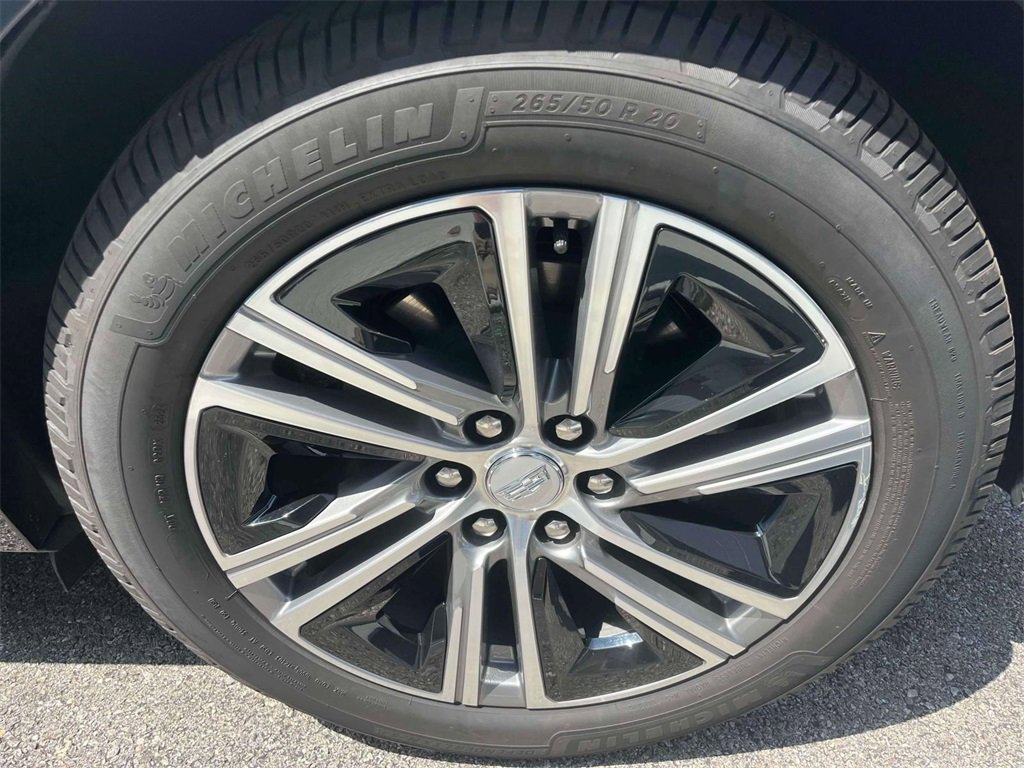 2024 Cadillac Lyriq Luxury photo 11