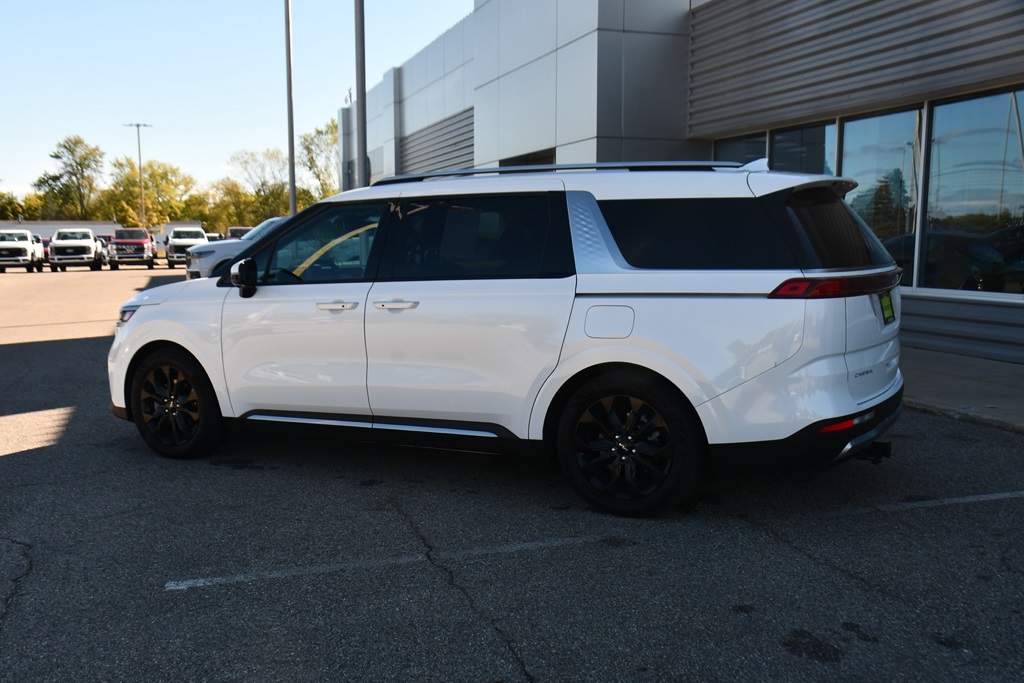 2024 Kia Carnival SX Prestige photo 3